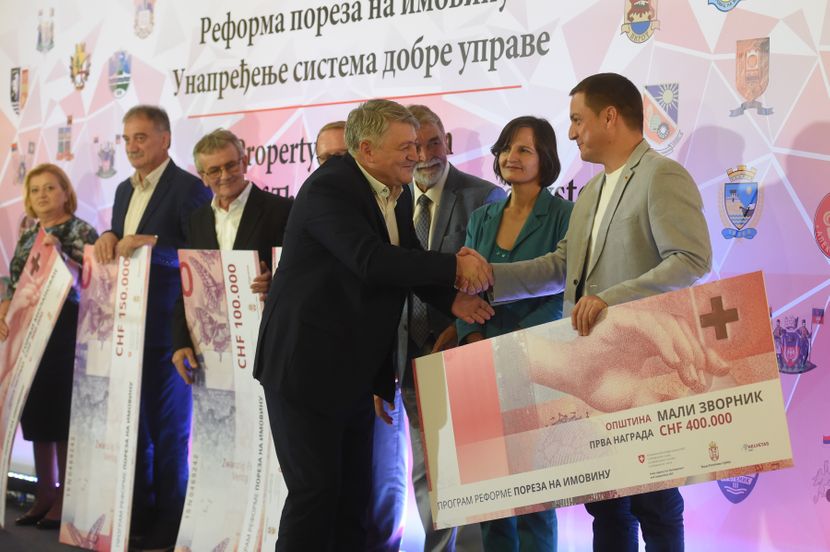 Dodela nagrada opštinama, porez Dodela nagrada opštinama, porez