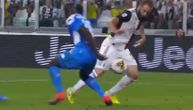 Iguain ismejao Napolijevu defanzivnu zver, Juve dao gol posle akcije iz igrice (VIDEO)