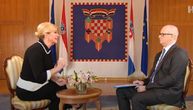 Kolinda udarala pesnicom o sto: Pominjala srpski tenk i Vukovar (FOTO)