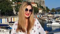 "Ova žena je ostala u dvadesetim": Danica Maksimović u sedmoj deceniji pokazala savršeno telo
