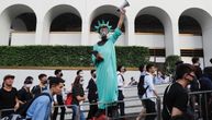 Demonstranti pevali američku himnu i zatražili od Trampa da "oslobodi" Hongkong