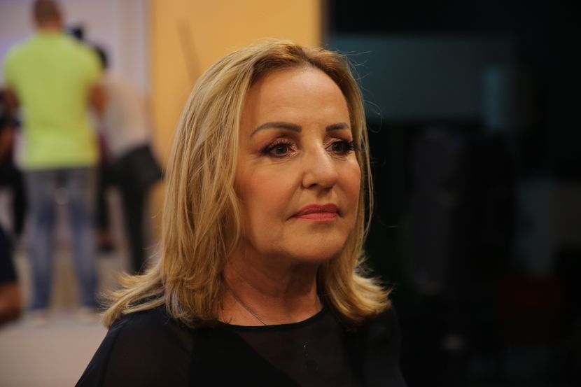 Ana Bekuta Ana Bekuta