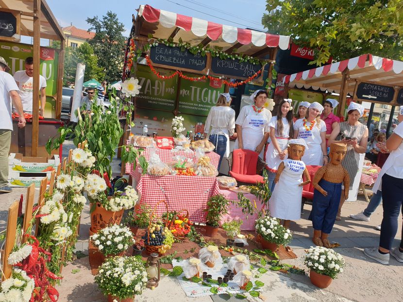 Izadji mi na teglu kruševac Izadji mi na teglu kruševac