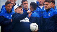 Maradona živnuo, tražio da ga odmah puste iz bolnice