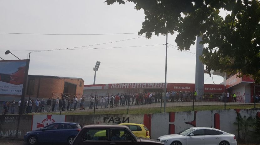 FK Crvena zvezda, Prodaja karata, Delije FK Crvena zvezda, Prodaja karata, Delije