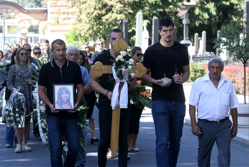 Sahrana Vesele Micic majke Vasilija Micica srpskog reprezentativca Sahrana Vesele Micic majke Vasilija Micica srpskog reprezentativca