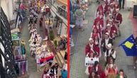 Mali Srbi i Albanci u nošnjama sa zastavama Srbije i tzv. Kosova šetali istom ulicom na Tasosu
