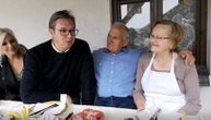 Predsednik u nenajavljenom obilasku Srbije: Niko osim Vučića nije smeo da proba paprike iz Kalne