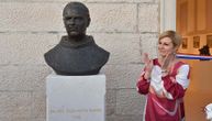 Kolinda otkrila spomenik saradniku fašista: Izdao partizane koje su Nemci brutalno likvidirali