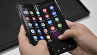 Novi "savitljivi" Samsung imaće drugačiji dizajn i biće duplo jefniji od Galaxy Folda