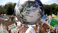 Svet izašao na ulice, traju klimatski protesti: U Moskvi protestuje jedan čovek, u Berlinu vešala