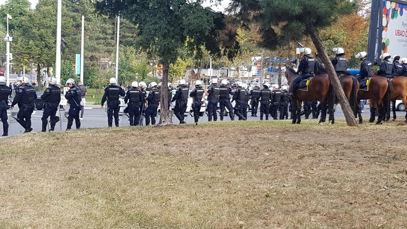 Autokomanda, FK Partizan - FK Crvena zvezda, 161. Veciti derbi, policija Autokomanda, FK Partizan - FK Crvena zvezda, 161. Veciti derbi, policija
