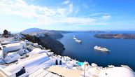 Grčko ostrvo na kojem fotografisanje košta čak 800 evra: "Fotografi rade i po 12 sati dnevno"