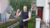 Uhapšen Danel Rajković jer je vršio nuždu ispred džamije: Pretio je i na društvenim mrežama