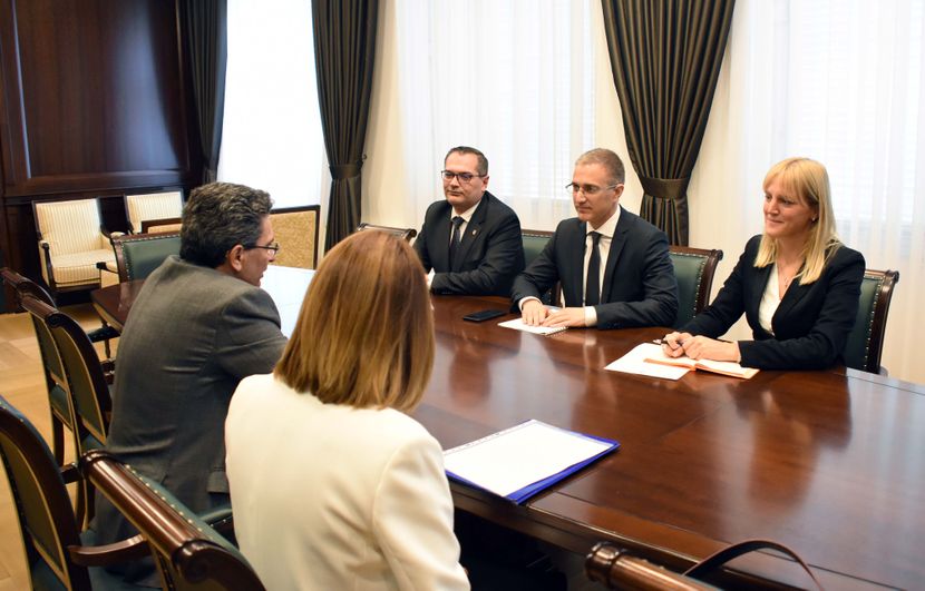 Stefanović i Molina Stefanović i Molina