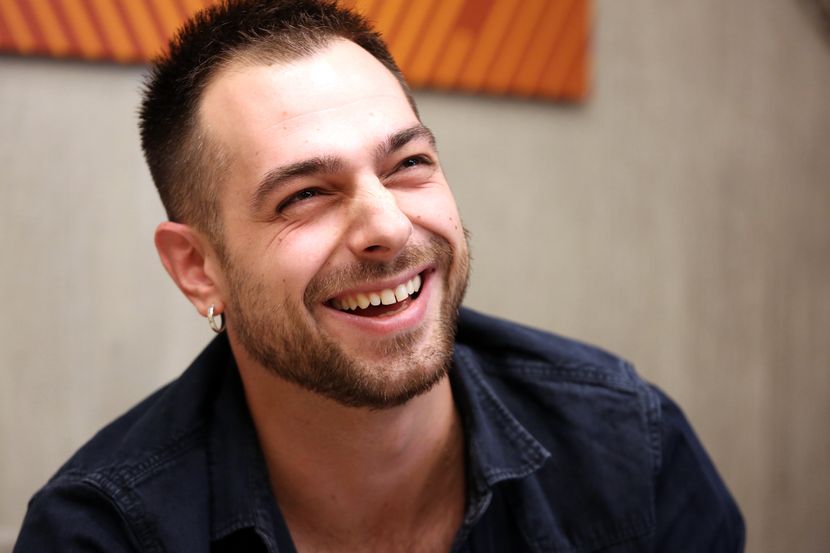 Igor Gleđa, pevač Igor Gleđa, pevač
