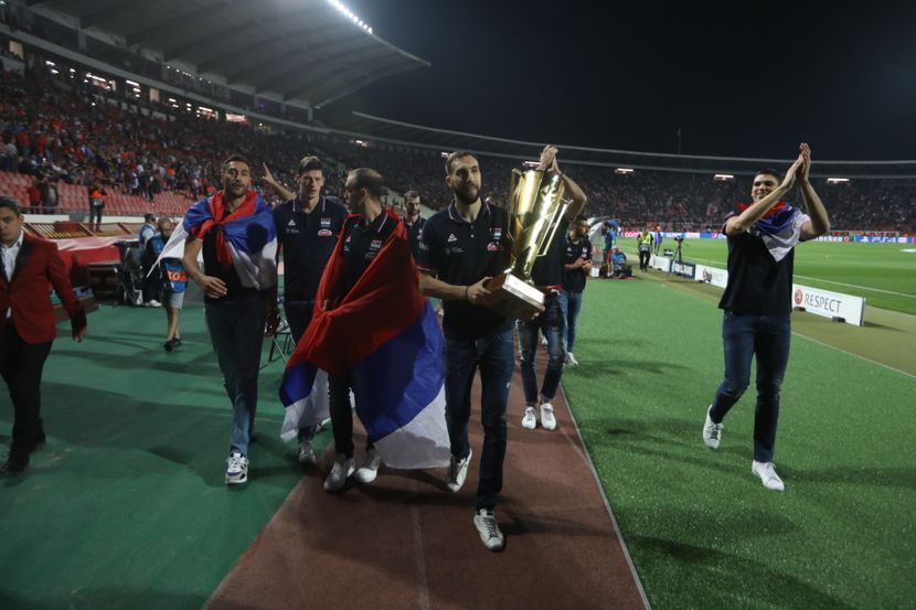 FK Crvena zvezda - FK Olimpijakos FK Crvena zvezda - FK Olimpijakos