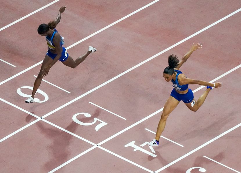 Dalila Muhamad i Sidnej Meklolin, 400m prepone svetski rekord 5, Doha 2019 Dalila Muhamad i Sidnej Meklolin, 400m prepone svetski rekord 5, Doha 2019