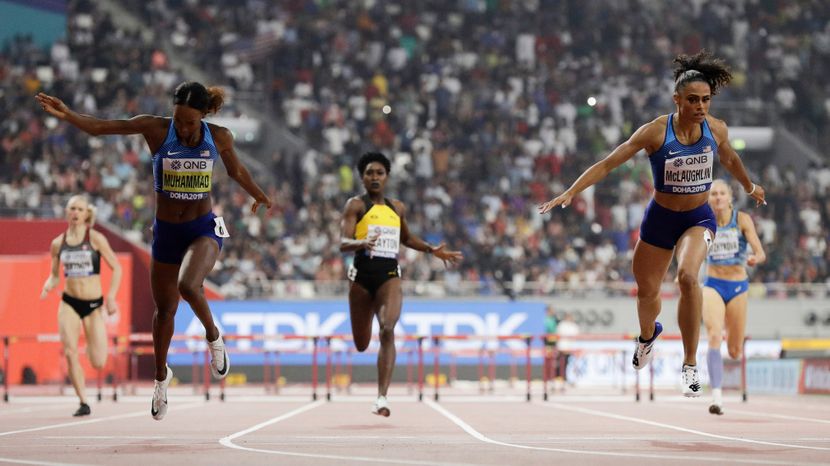 Dalila Muhamad i Sidnej Meklolin, 400m prepone svetski rekord 5, Doha 2019 Dalila Muhamad i Sidnej Meklolin, 400m prepone svetski rekord 5, Doha 2019