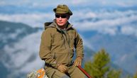Putin slavi rođendan u tajgi: Sa Šojguom se peo na planinu i skupljao pečurke