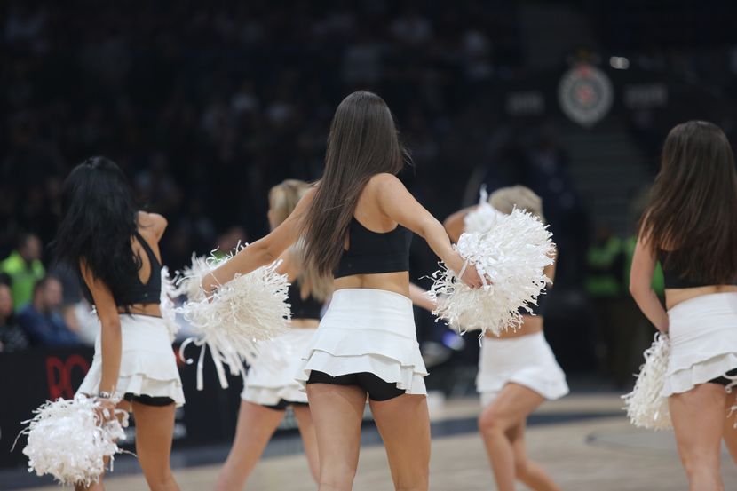 KK Partizan - KK Tofaš