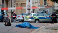 Užas u Nemačkoj: Hrvat izbo nasmrt suprugu pred decom, ćerka vrištala "Mama, krvariš"