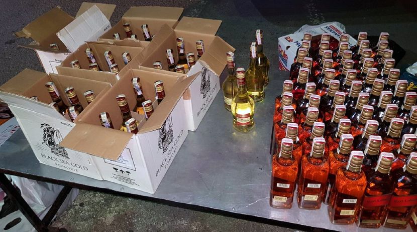 Zaplena alkohola i zlata Zaplena alkohola i zlata