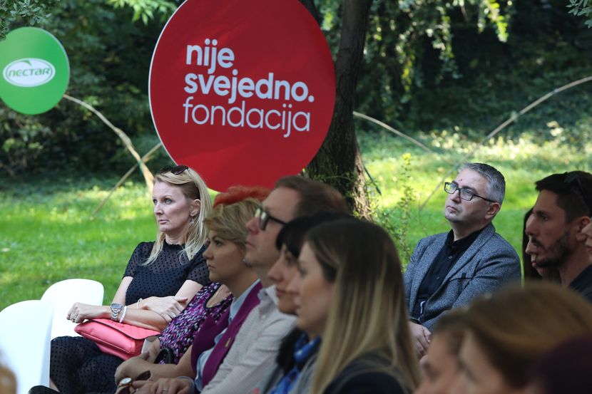 Nectar - Nije svejedno fondacija. Nectar - Nije svejedno fondacija.