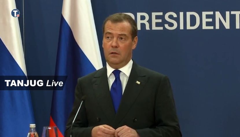 Premijer Dmitrije Medvedev Premijer Dmitrije Medvedev