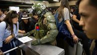 Prve žrtve protesta u Čileu: Demonstranti ruše sve pred sobom, pljačkaju i pale, dve osobe izgorele