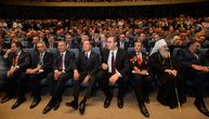 Vučić i Medvedev sa svečane akademije poručili: Mi smo narod pobednika, nećemo se odreći heroja