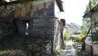 Srpsko selo, na raskršću između opstanka i nestanka
