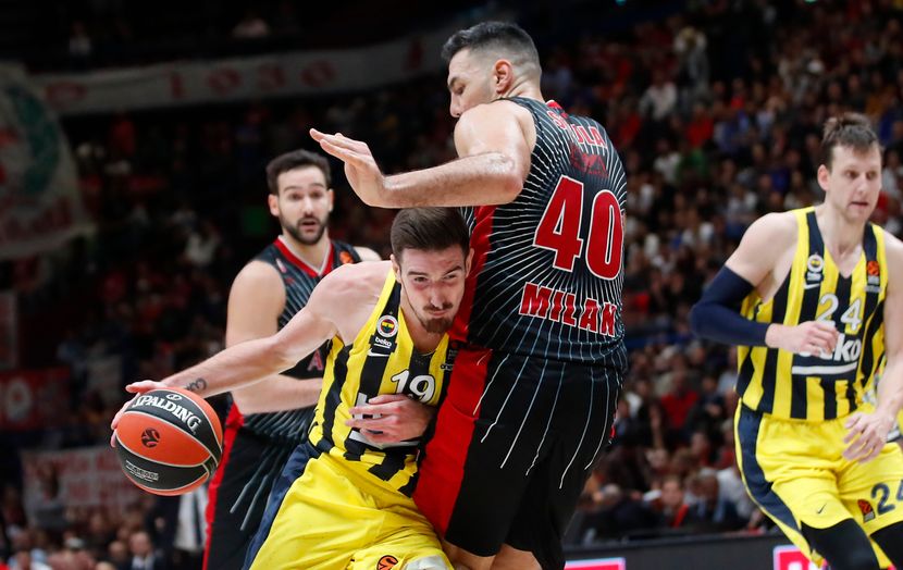 KK Armani - KK Fenerbahče KK Armani - KK Fenerbahče