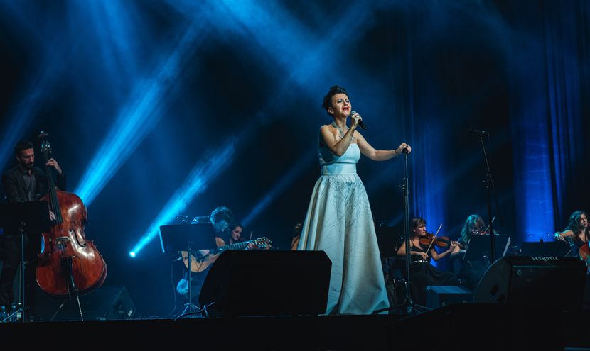 Amira Medunjanin Amira Medunjanin