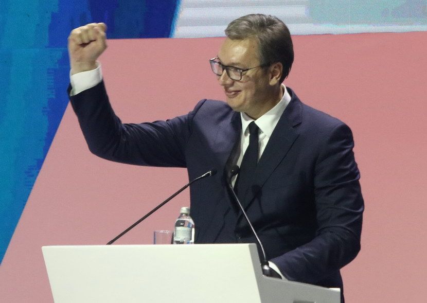 Lider SNS-a Aleksandar Vučić u Novom Sadu na proslavi 11 godina od osnivanja stranke Lider SNS-a Aleksandar Vučić u Novom Sadu na proslavi 11 godina od osnivanja stranke