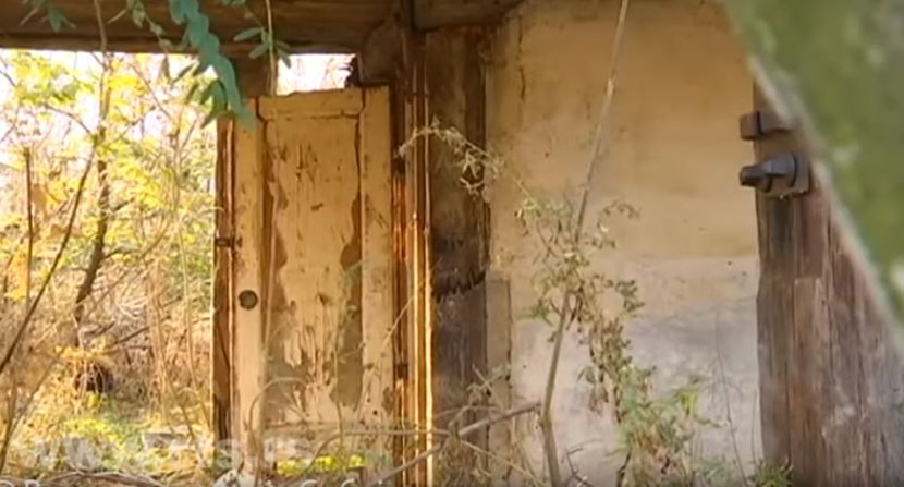 Kuća, otmica, Petar Mitrović Kuća, otmica, Petar Mitrović
