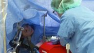 Bolnica prenosila operaciju mozga na Fejsbuku: Devojka bila budna i razgovarala sa lekarima