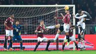 De Liht zakucao loptu u mrežu i ukrotio "Bikove": Juventusu Derbi dela Mole