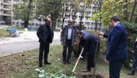 Ministar Mladen Šarčević posetio Studentski grad i simbolično zasadio prvo od 300 stabala