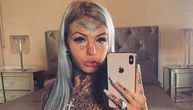 Kako je "devojka zmaj" izgledala pre 200 tetovaža, očnjaka i obojenih beonjača zbog čega je oslepela