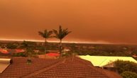Čudni prizori u Australiji, požari obojili nebo u narandžasto