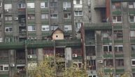 "Arhitektonsko čudo" na Banjici: Odakle kućica na krovu zgrade?