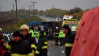 Povređeno 50 putnika u sudaru lokomotive i voza: Teška saobraćajka u Slovačkoj