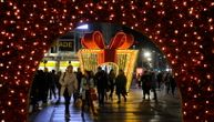 Zasijala novogodišnja dekorativna rasveta u Beogradu