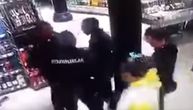 Migrant pokušao da otme pištolj policajcu u Beogradu, nakon prijave da krade sir u prodavnici