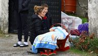 Deca iz Albanije, koja su zbog zemljotresa ostala bez krova nad glavom, ići će u škole u Prištini