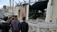 Zapaljen konzulat u Iraku: Skinuli iransku zastavu sa ambasade i zamenili je iračkom