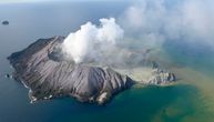 Hirurzi se bore za živote povređenih u erupciji vulkana: Novi Zeland naručio kožu od Amerikanaca