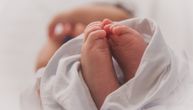 Napuštena beba u Kučevu stabilno, ministar apeluje: Ne ostavljajte decu na hladnoći, ugrožavate ih