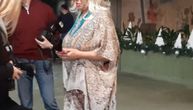 Vesna Zmijanac u 63. godini ispod tanke haljine pokazala provokativan donji veš
